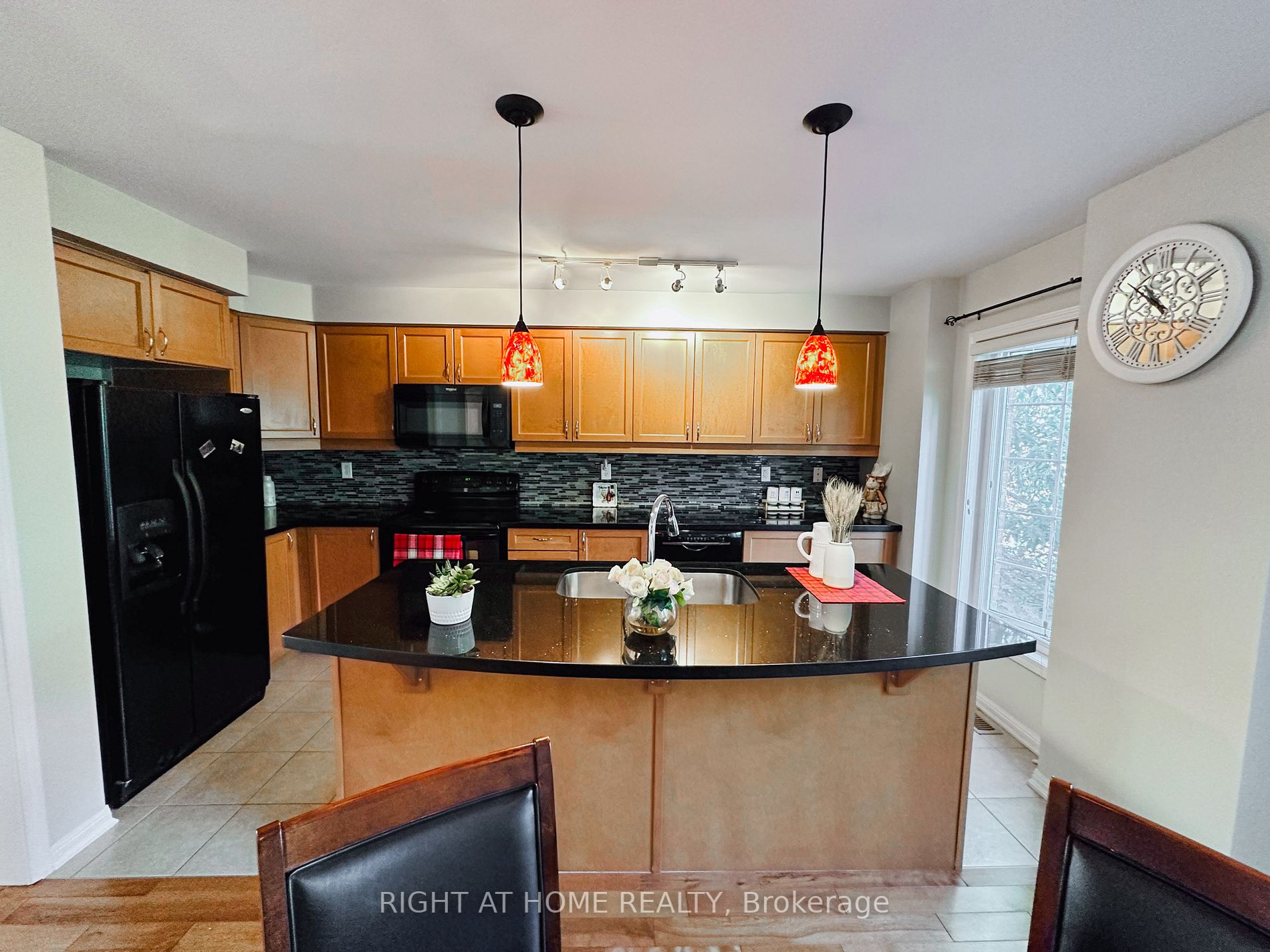 48 Emick Dr
