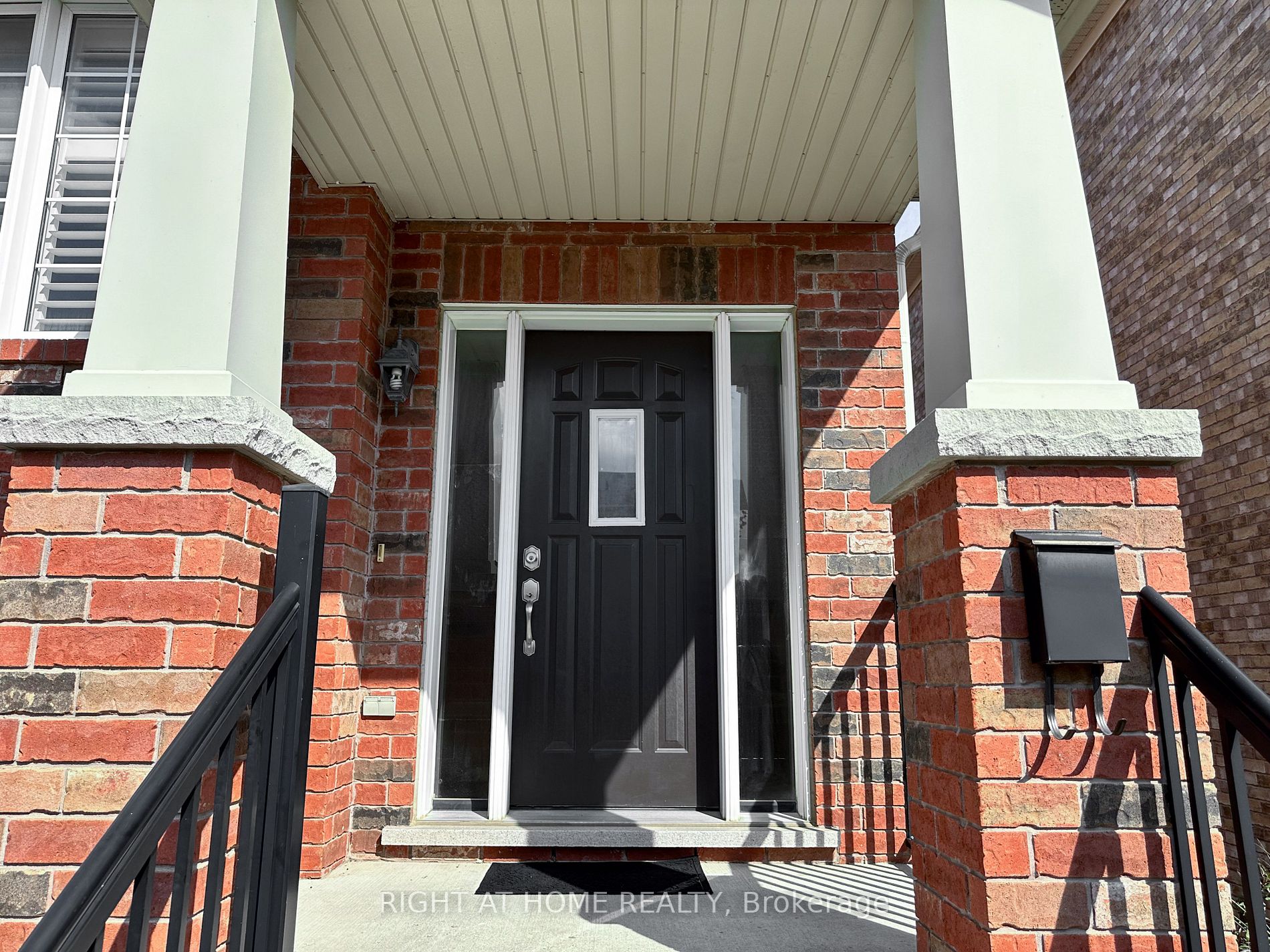 48 Emick Dr