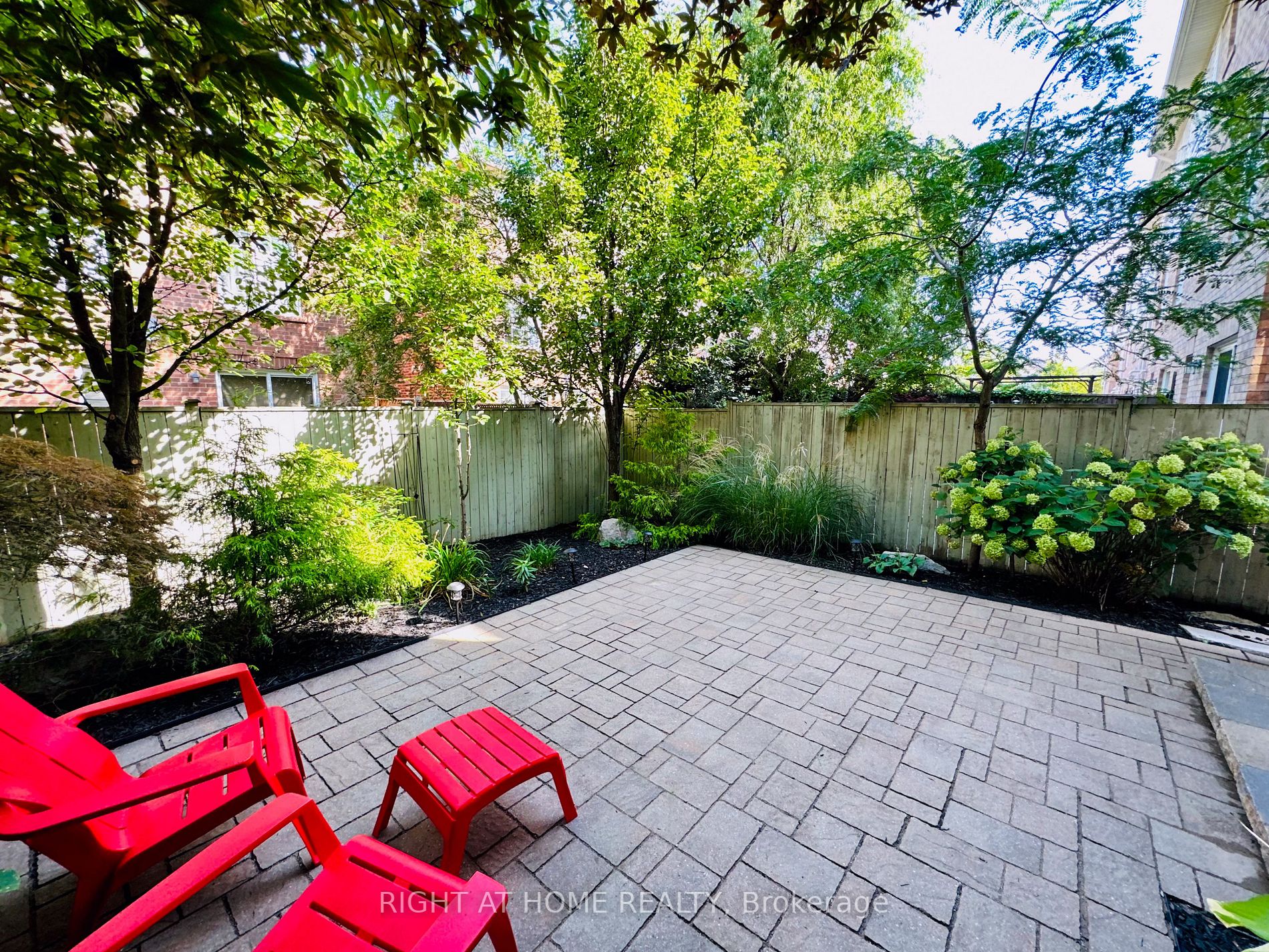 48 Emick Dr