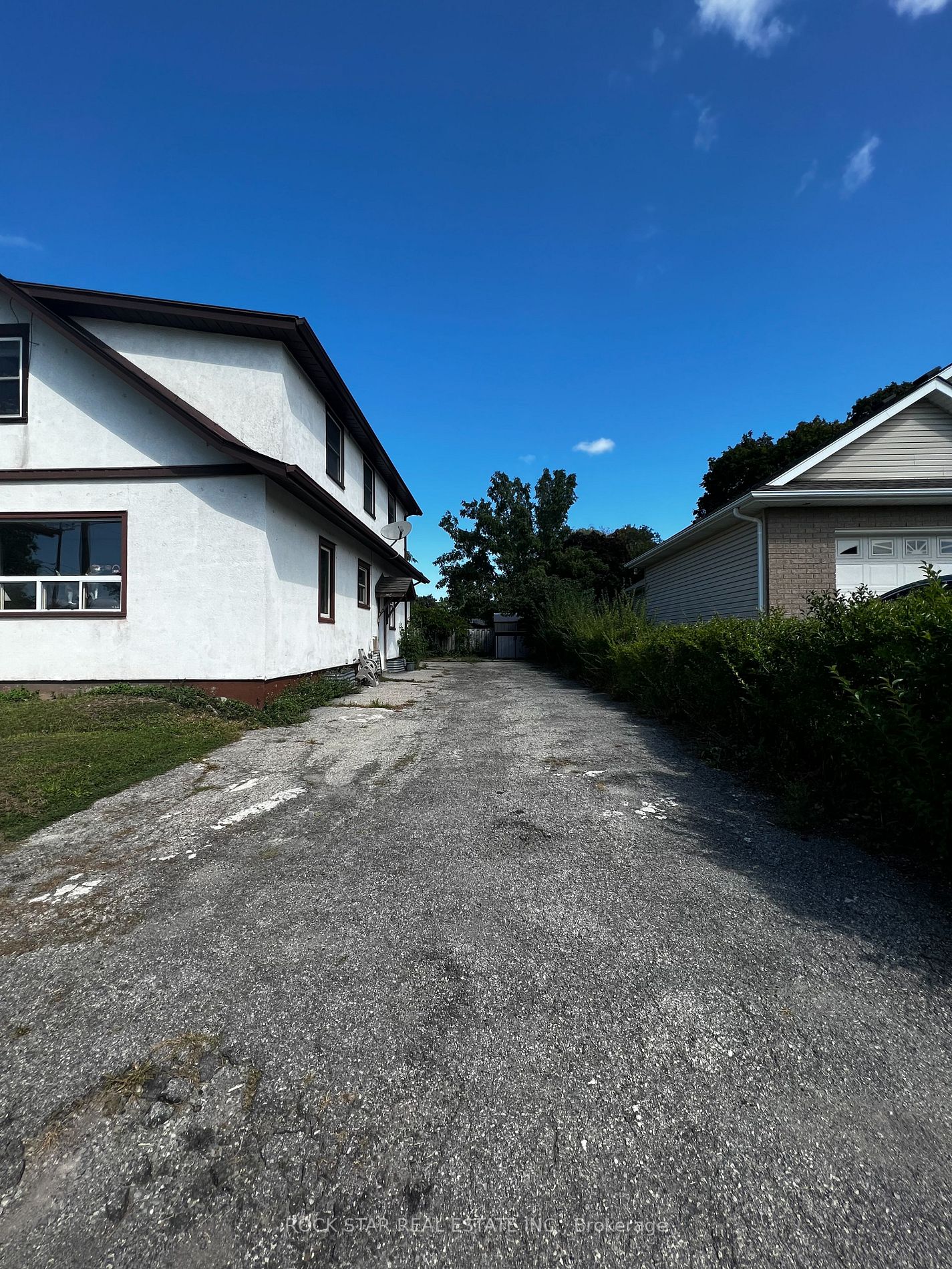 12 Dexter St