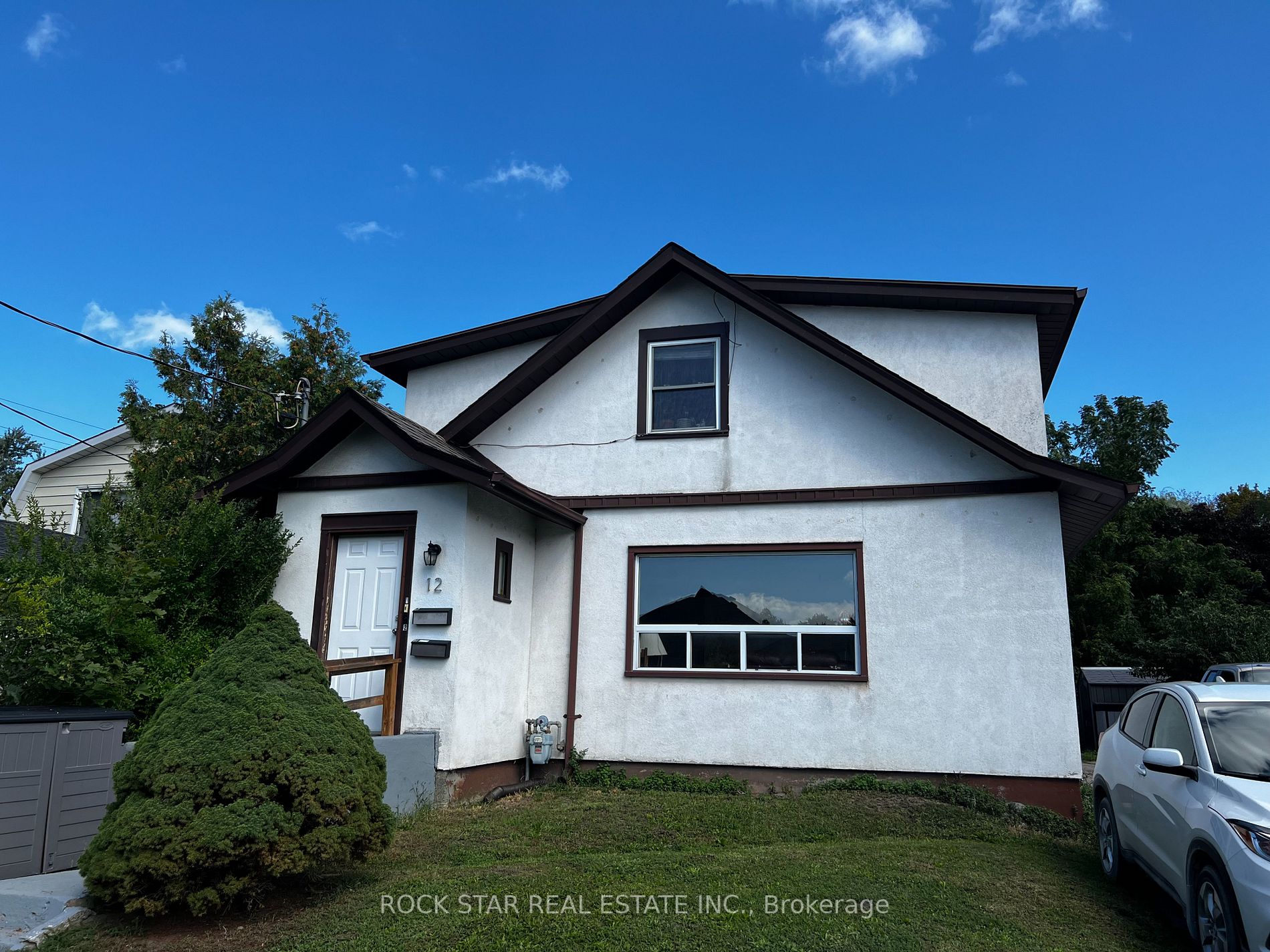 12 Dexter St