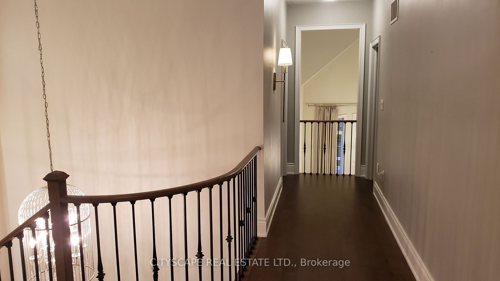 56 Golden Hawk Dr