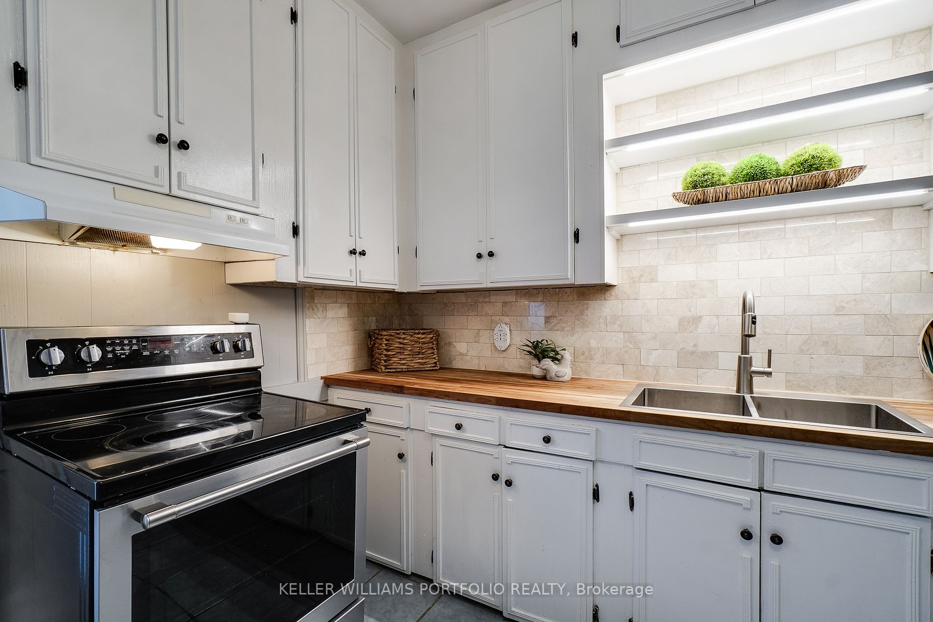 57 Smith Ave