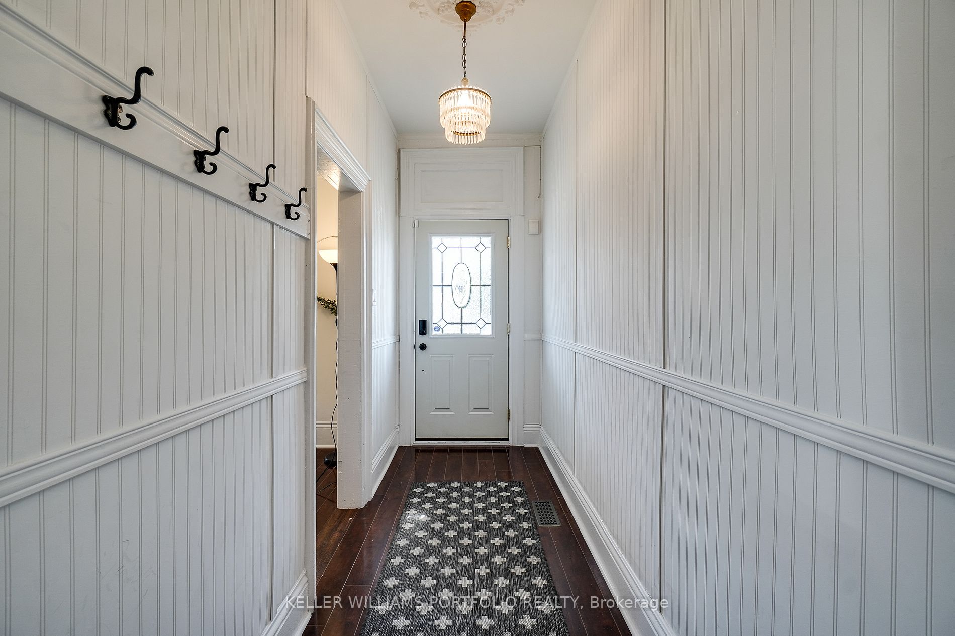 57 Smith Ave