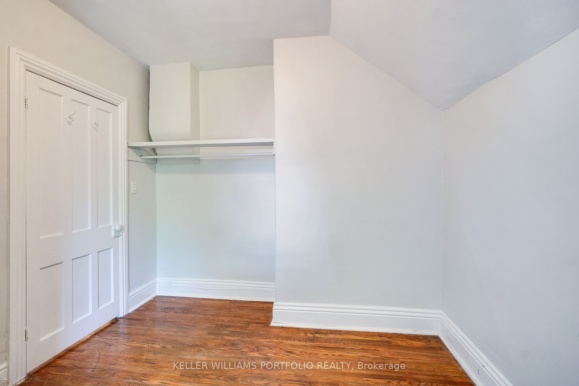 57 Smith Ave