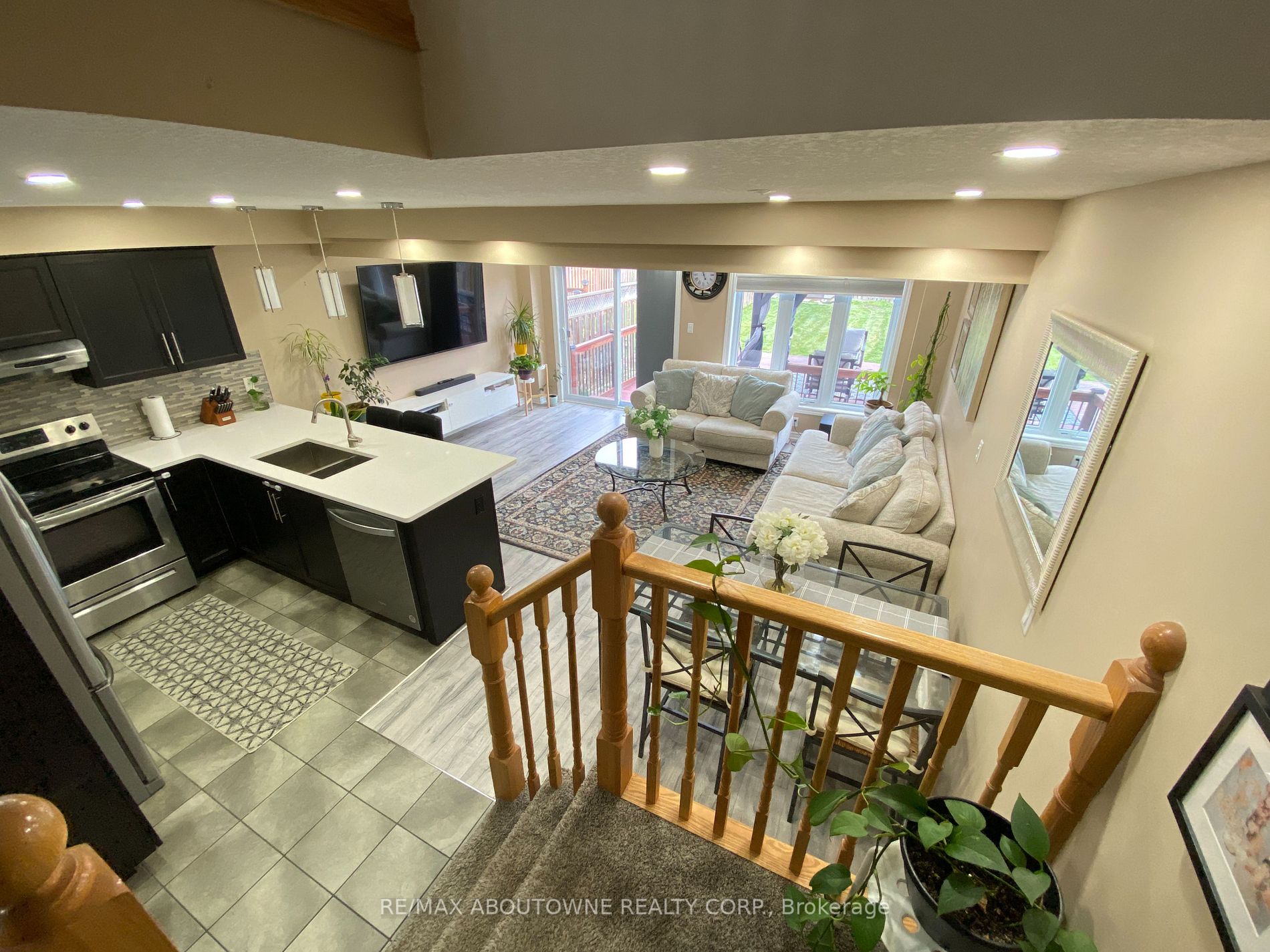 554 Landgren Court