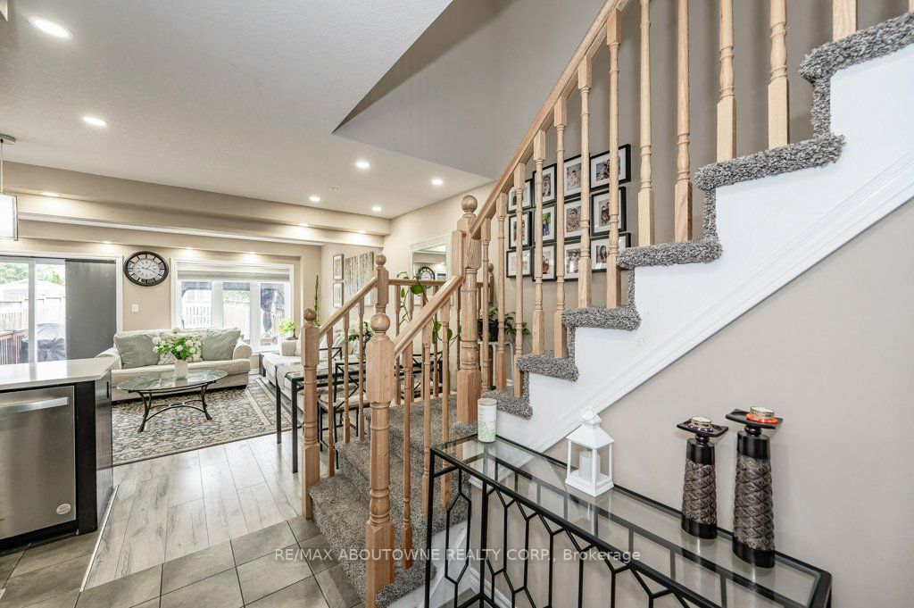 554 Landgren Court