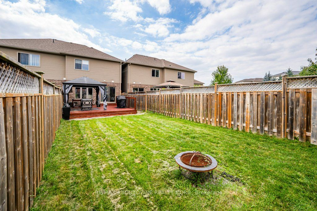 554 Landgren Court