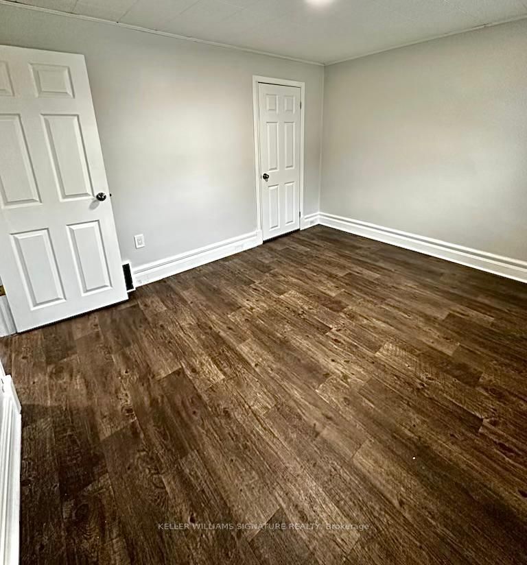 66 Lowell Ave