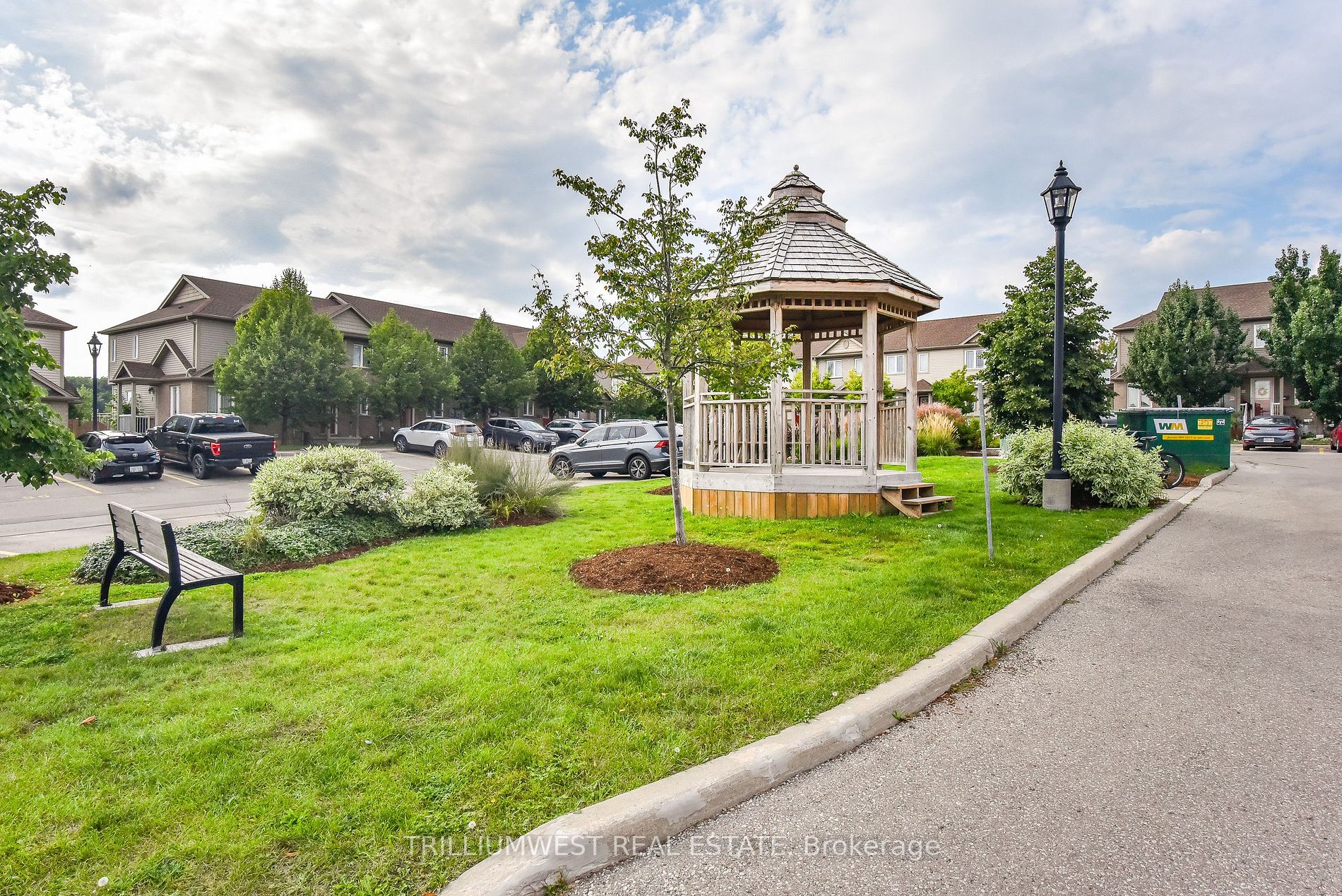 10 foxglove Crescent, #44