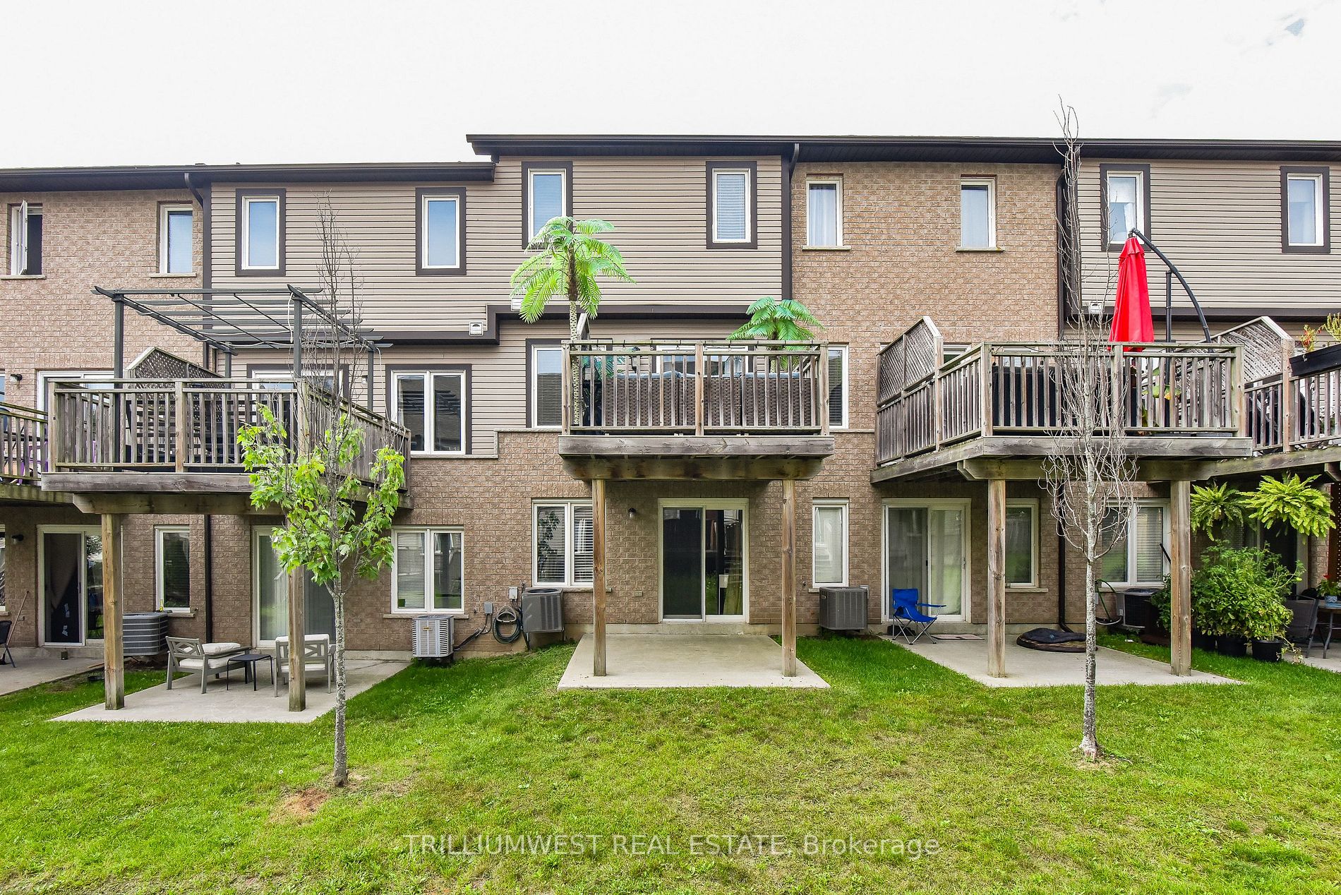 10 foxglove Crescent, #44