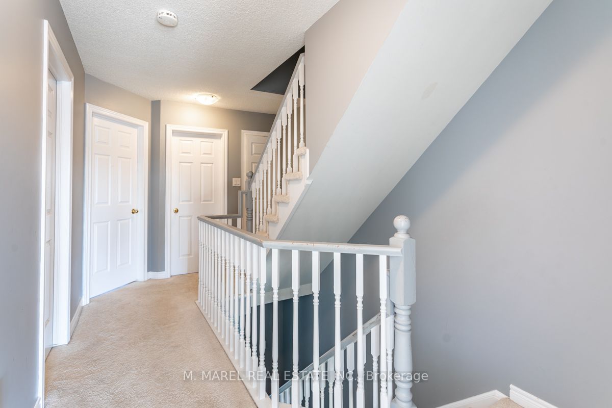 141 Edgewater Dr