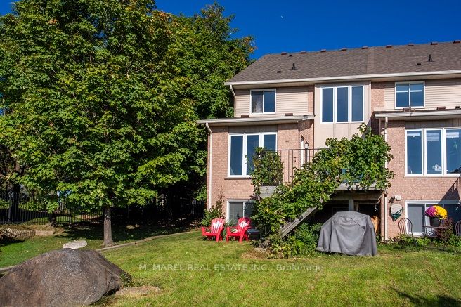 141 Edgewater Dr