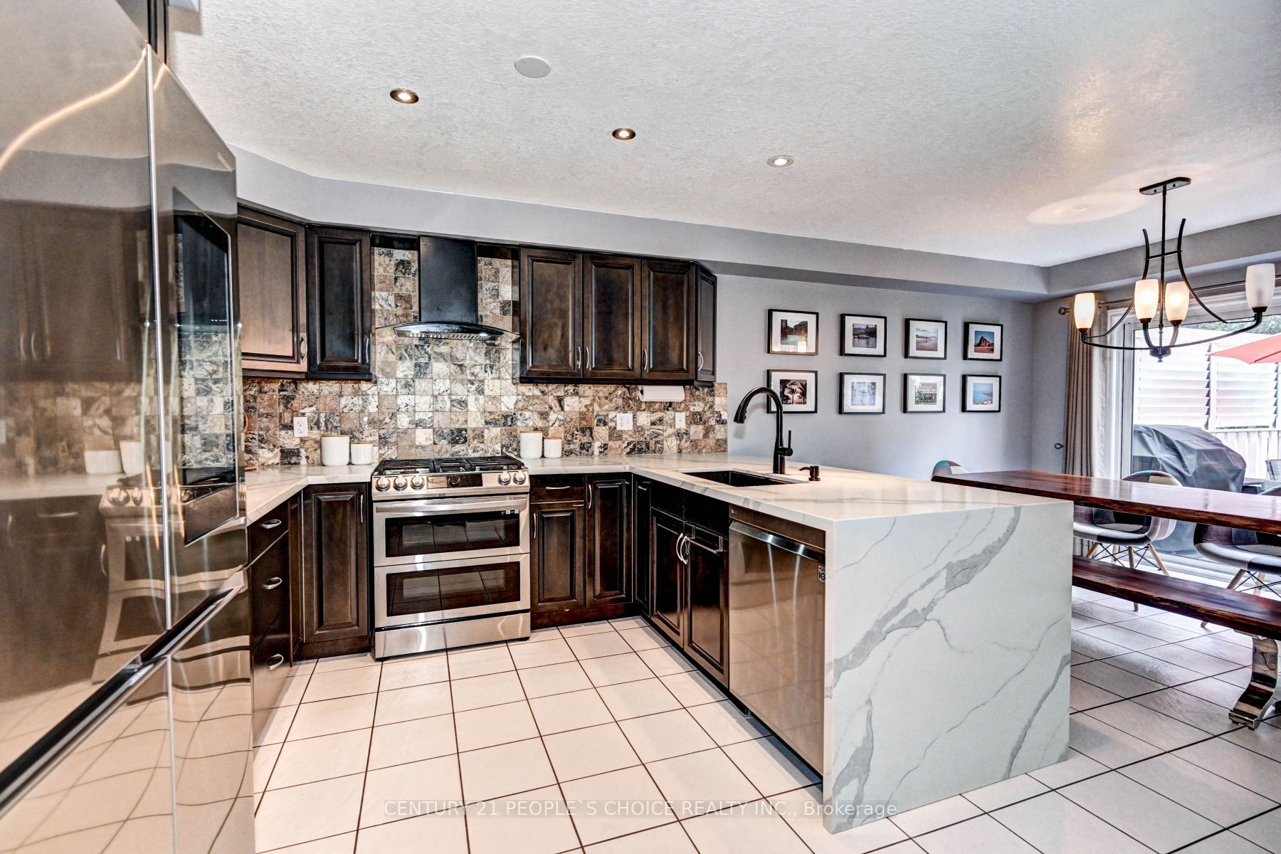 52 Grey Oak Drive