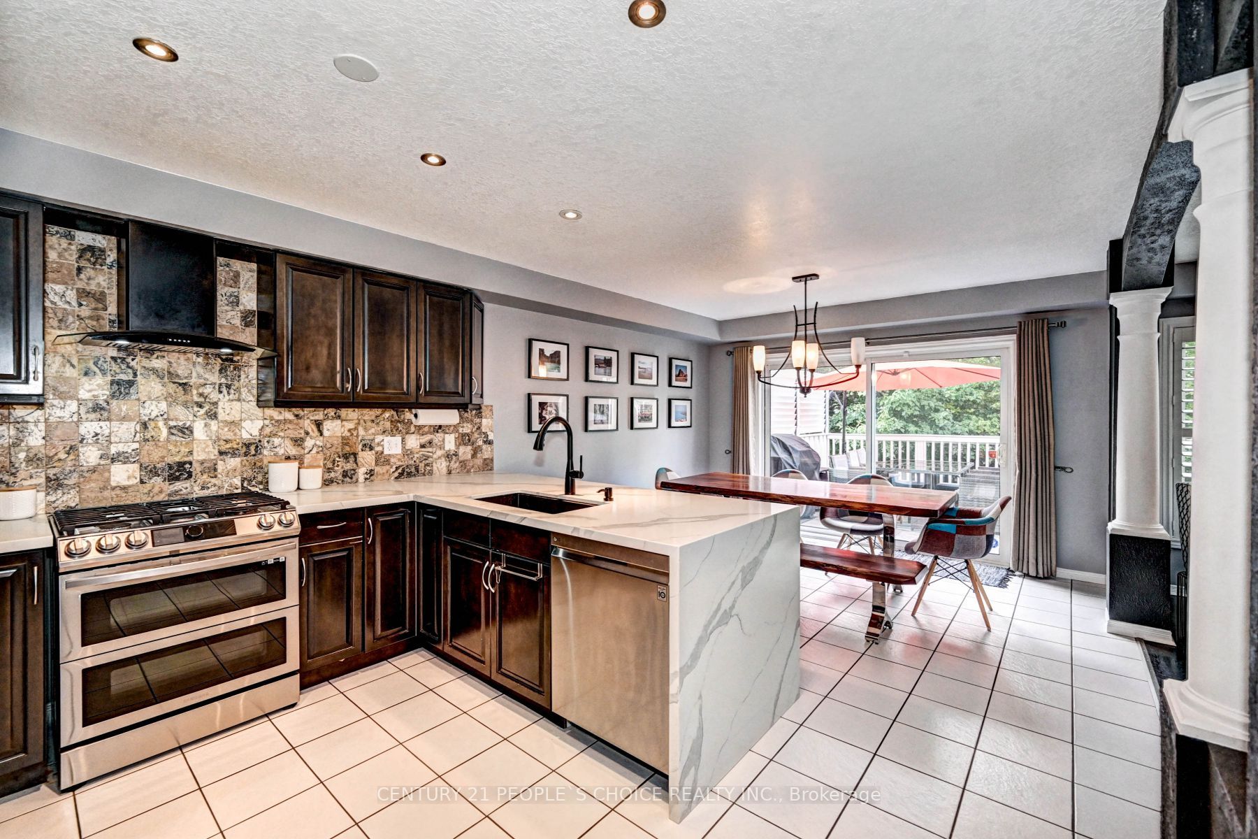 52 Grey Oak Drive