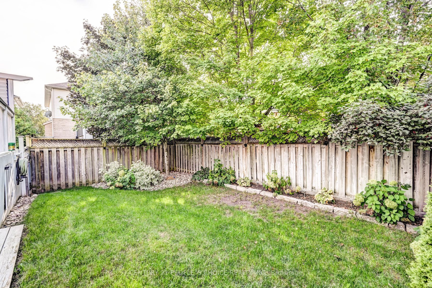 52 Grey Oak Drive