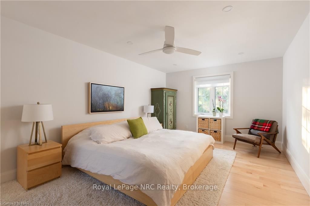 3 Port Royal Cres