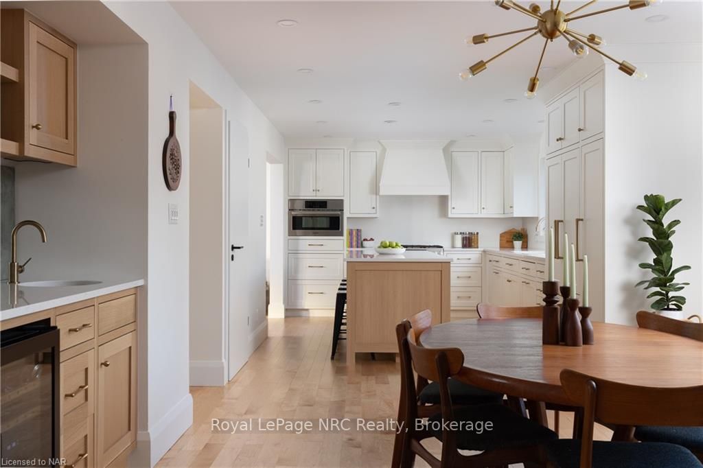 3 Port Royal Cres