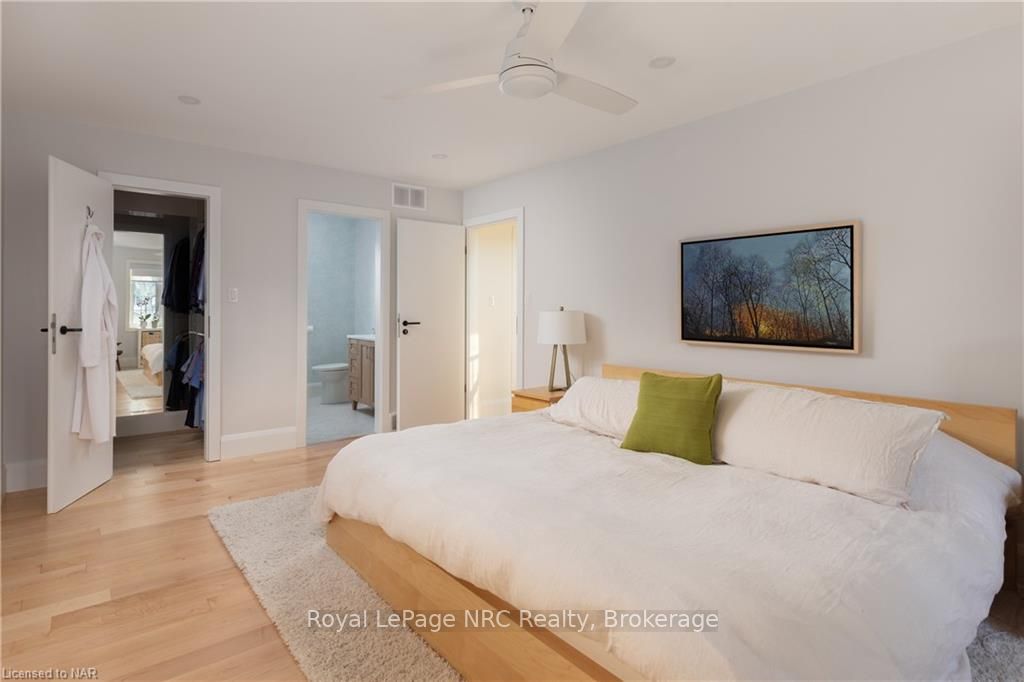 3 Port Royal Cres