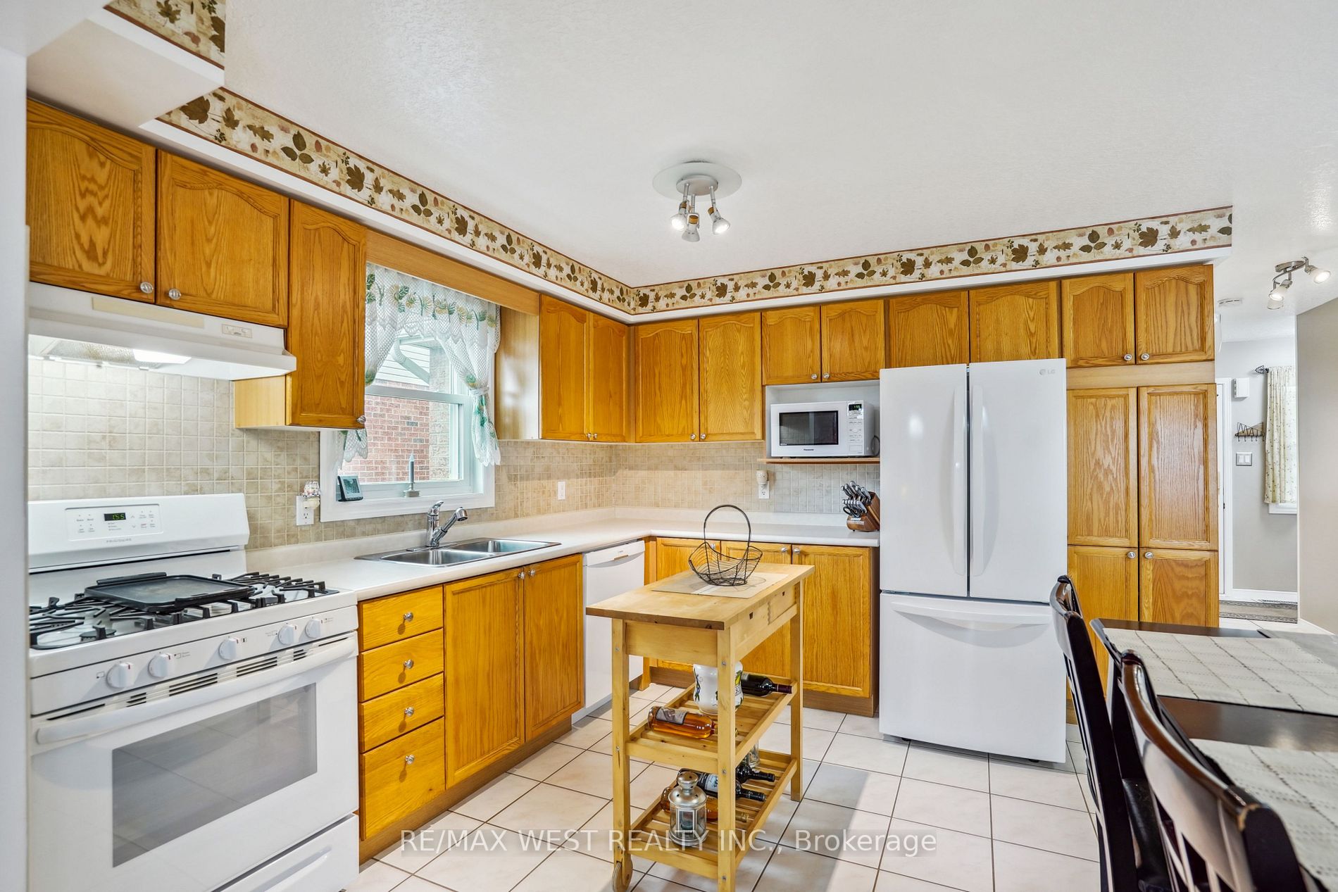 Listing X7008930 - Large Photo # 5