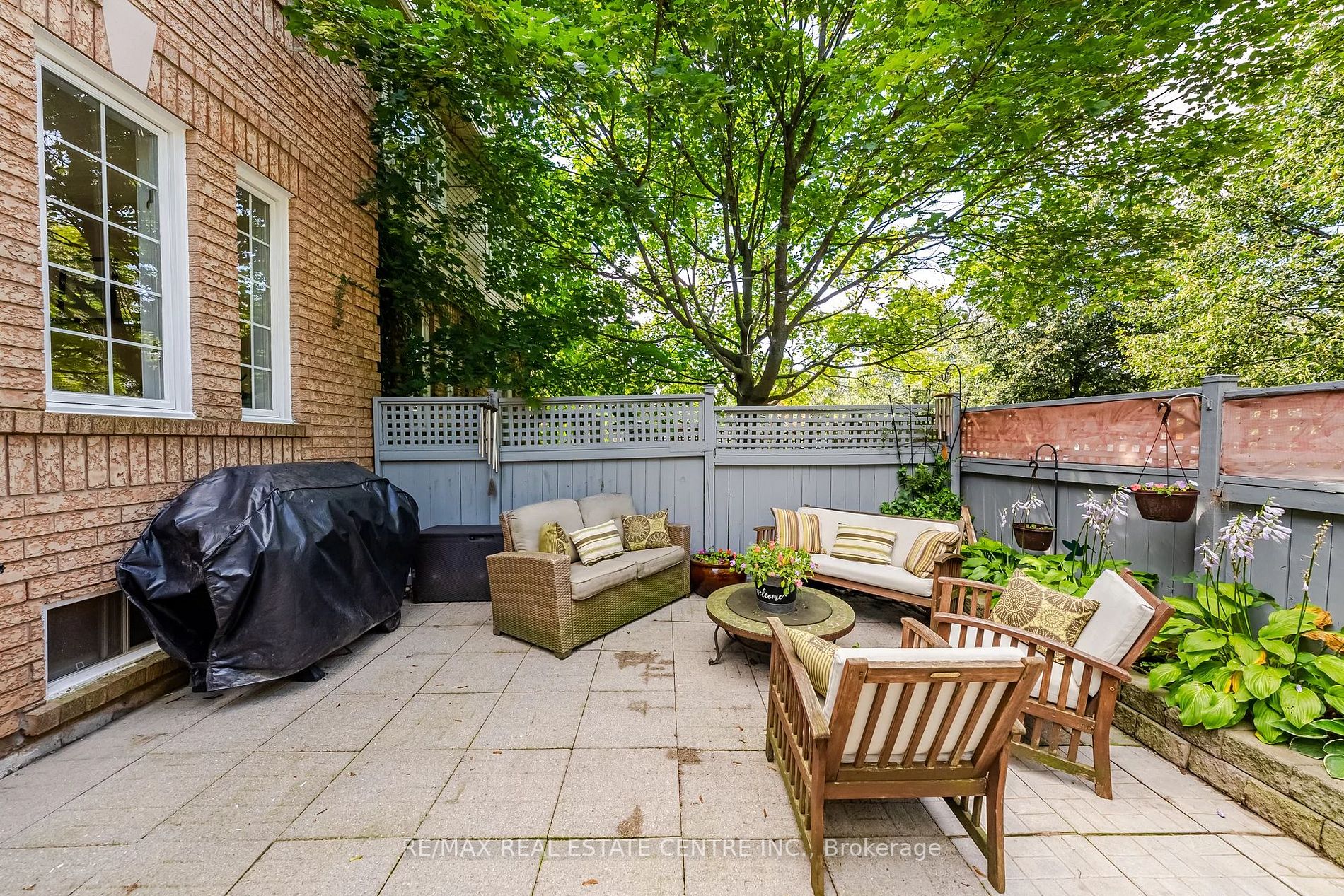 124 Laurendale Ave