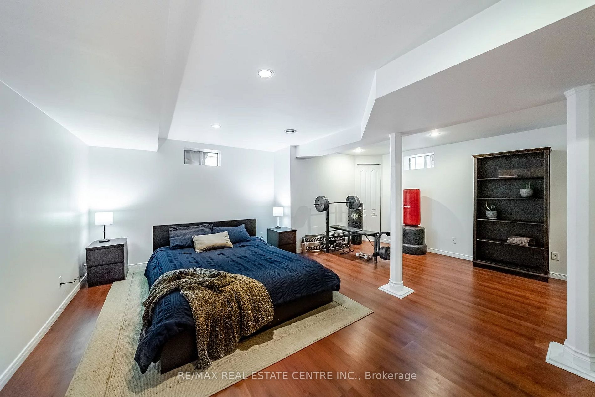 124 Laurendale Ave