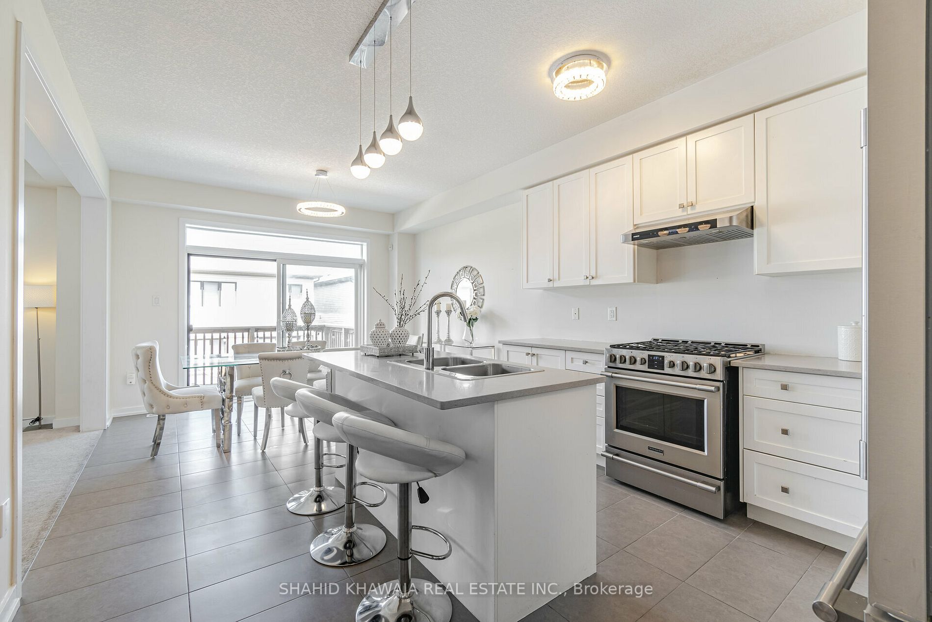 94 Pagebrook Cres