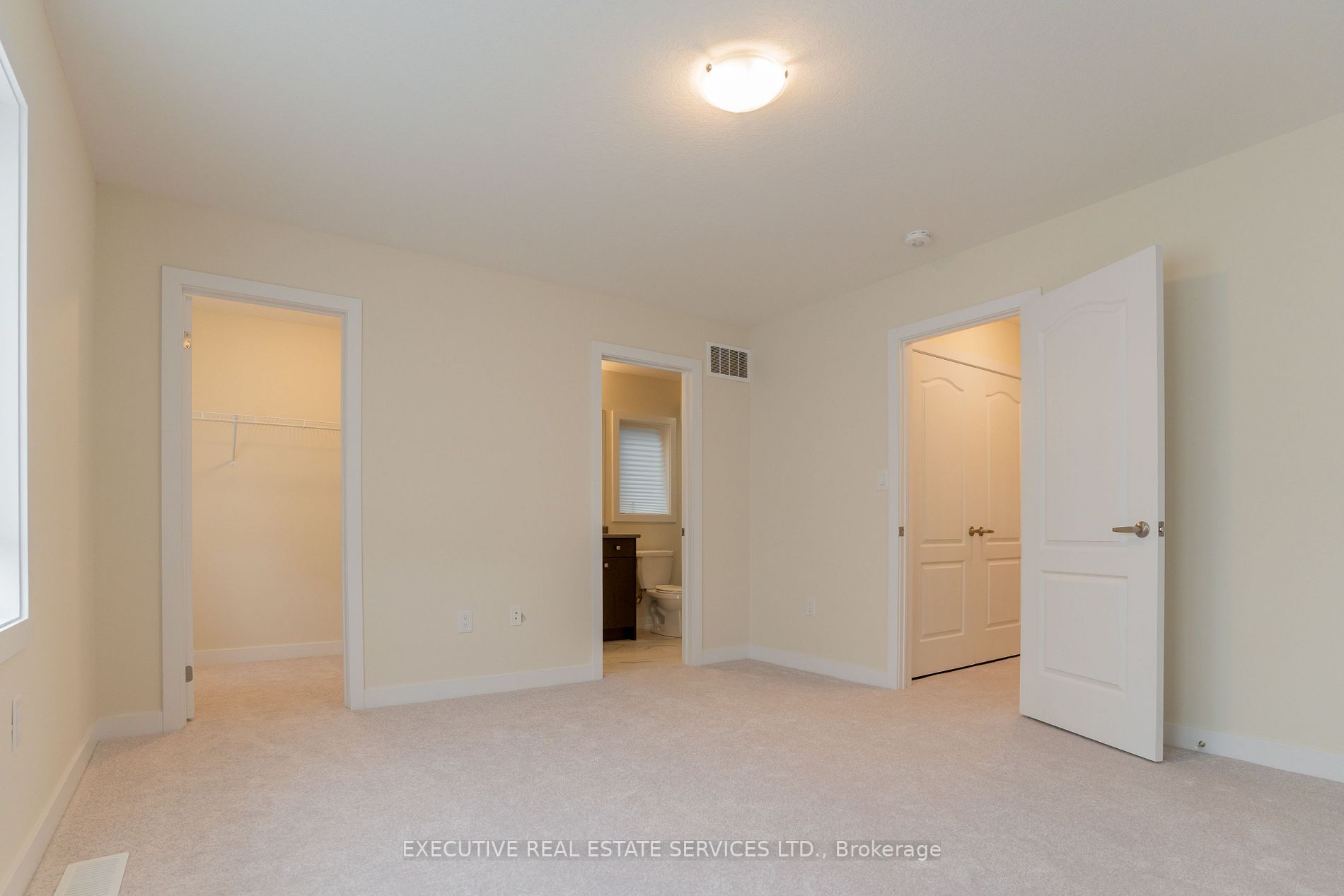 29 Basswood Cres