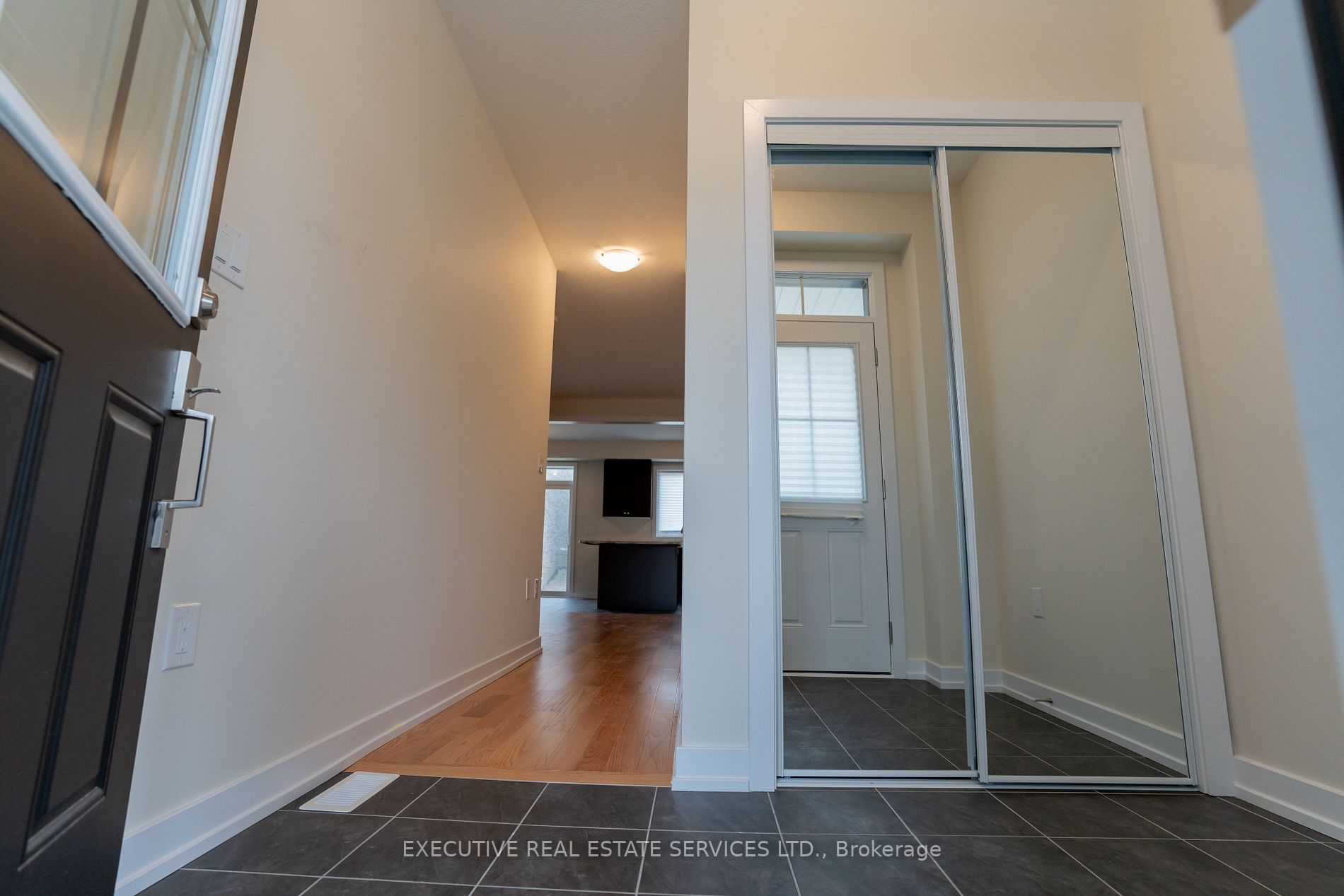 29 Basswood Cres