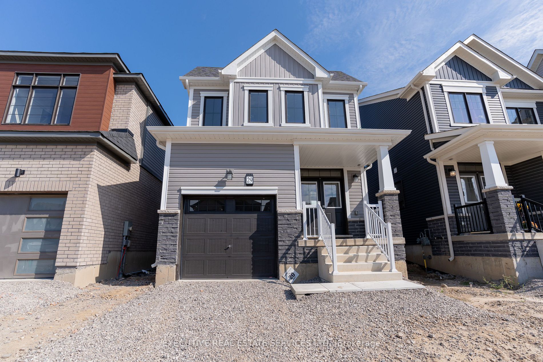 29 Basswood Cres