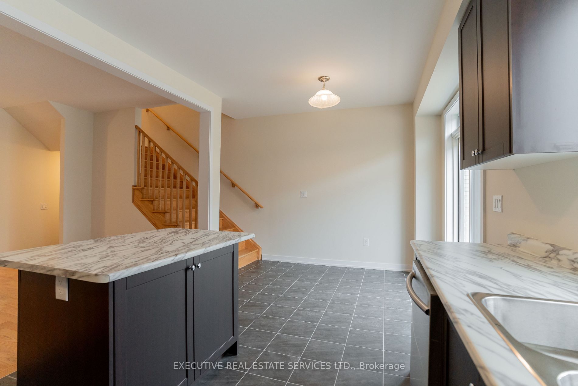 29 Basswood Cres