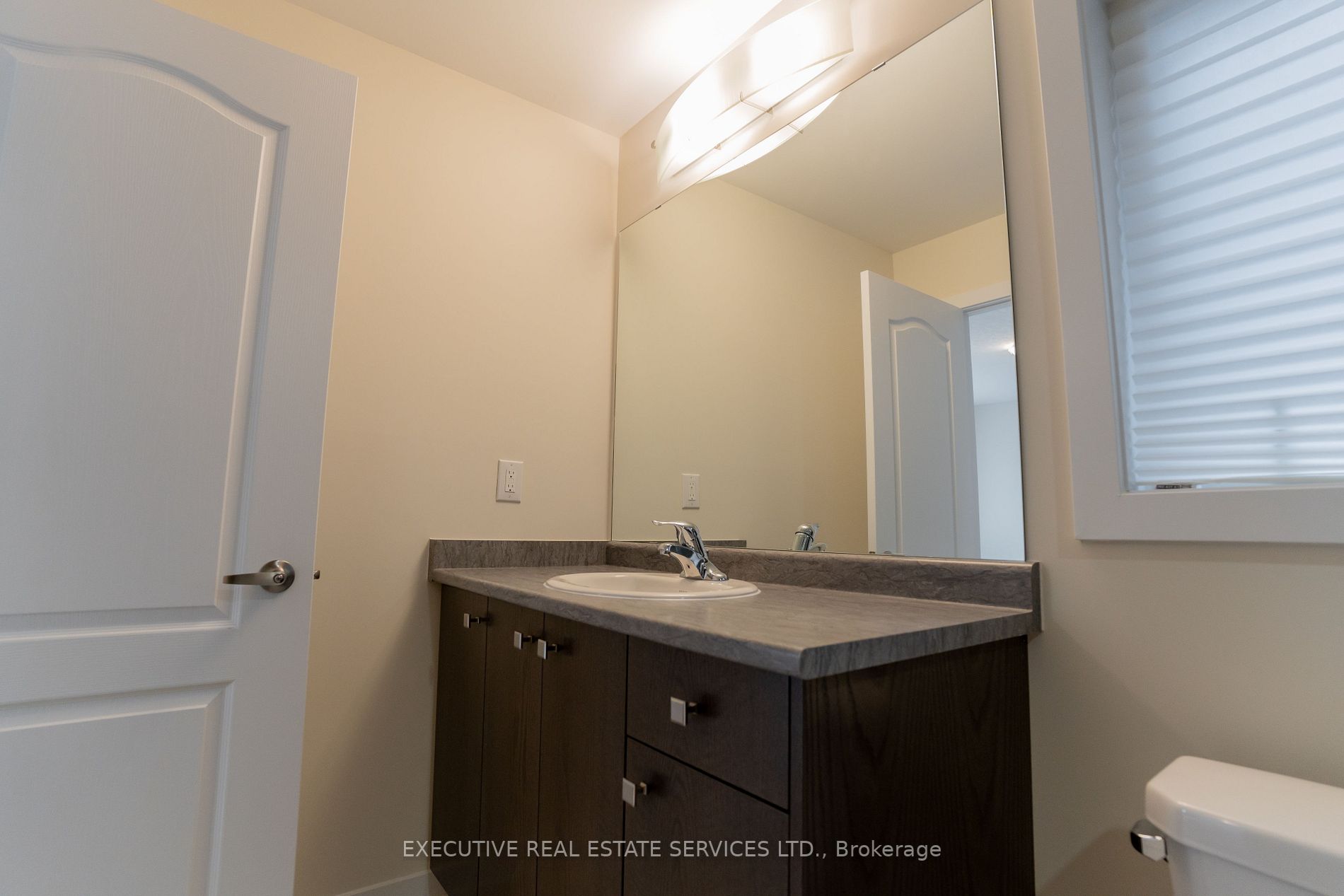 29 Basswood Cres