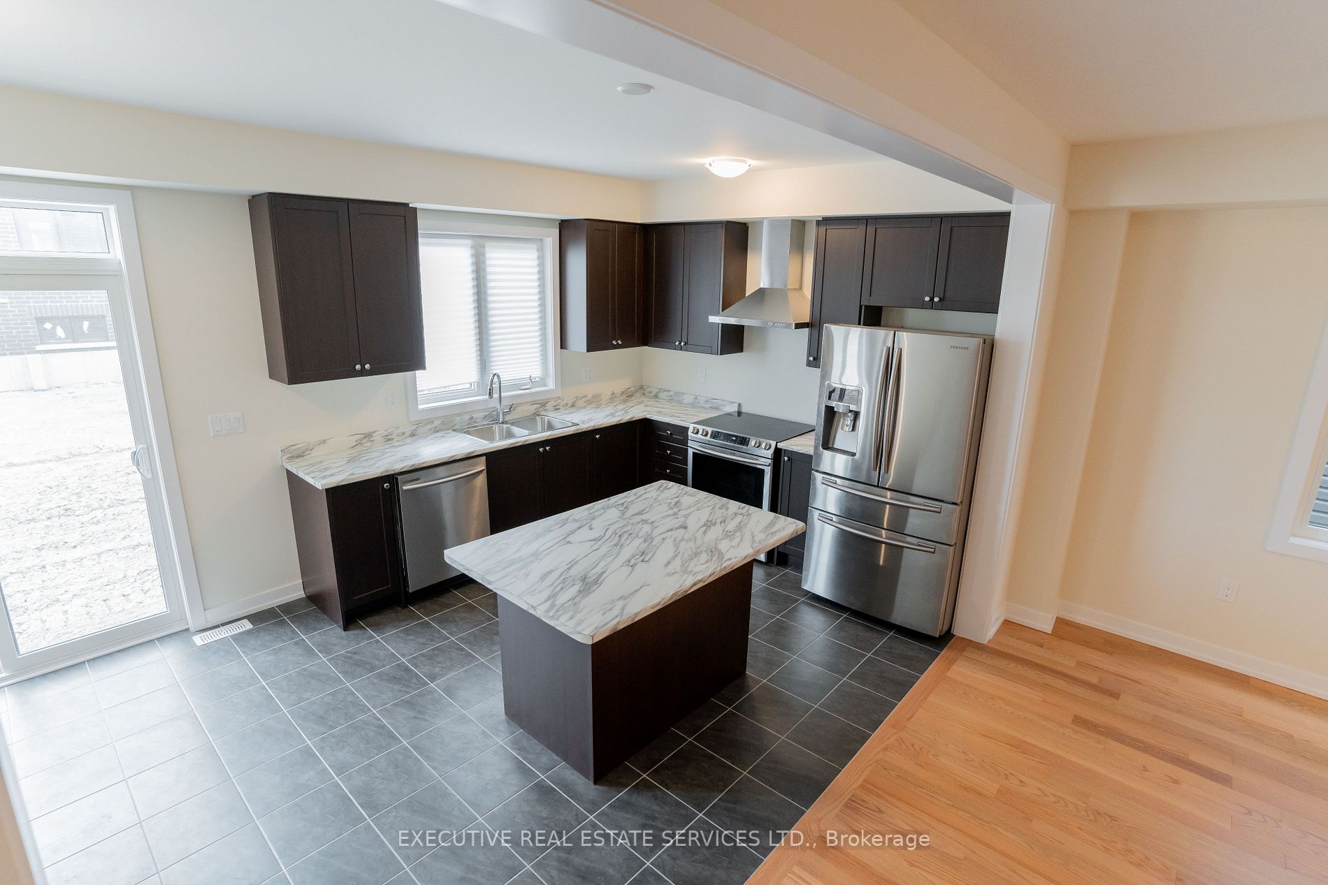 29 Basswood Cres