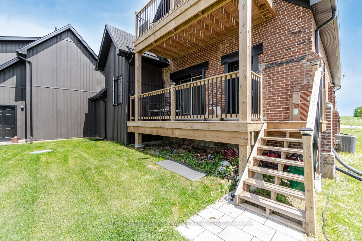 63011 Dufferin Rd 3