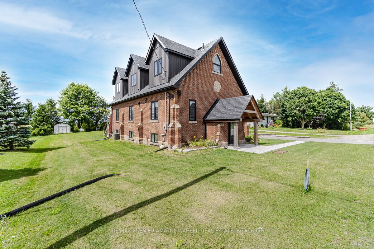 63011 Dufferin Rd 3