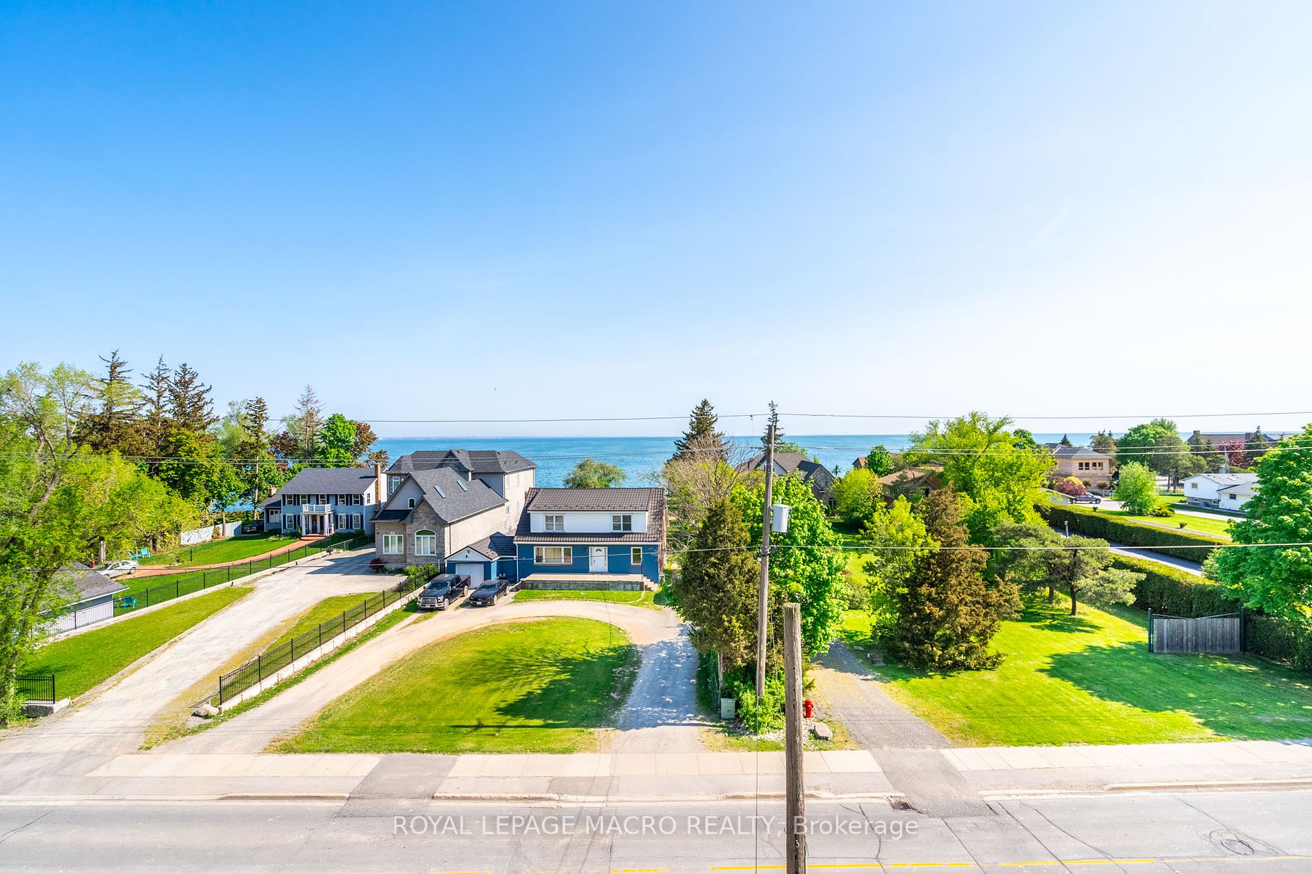 600 North Service Rd, #411