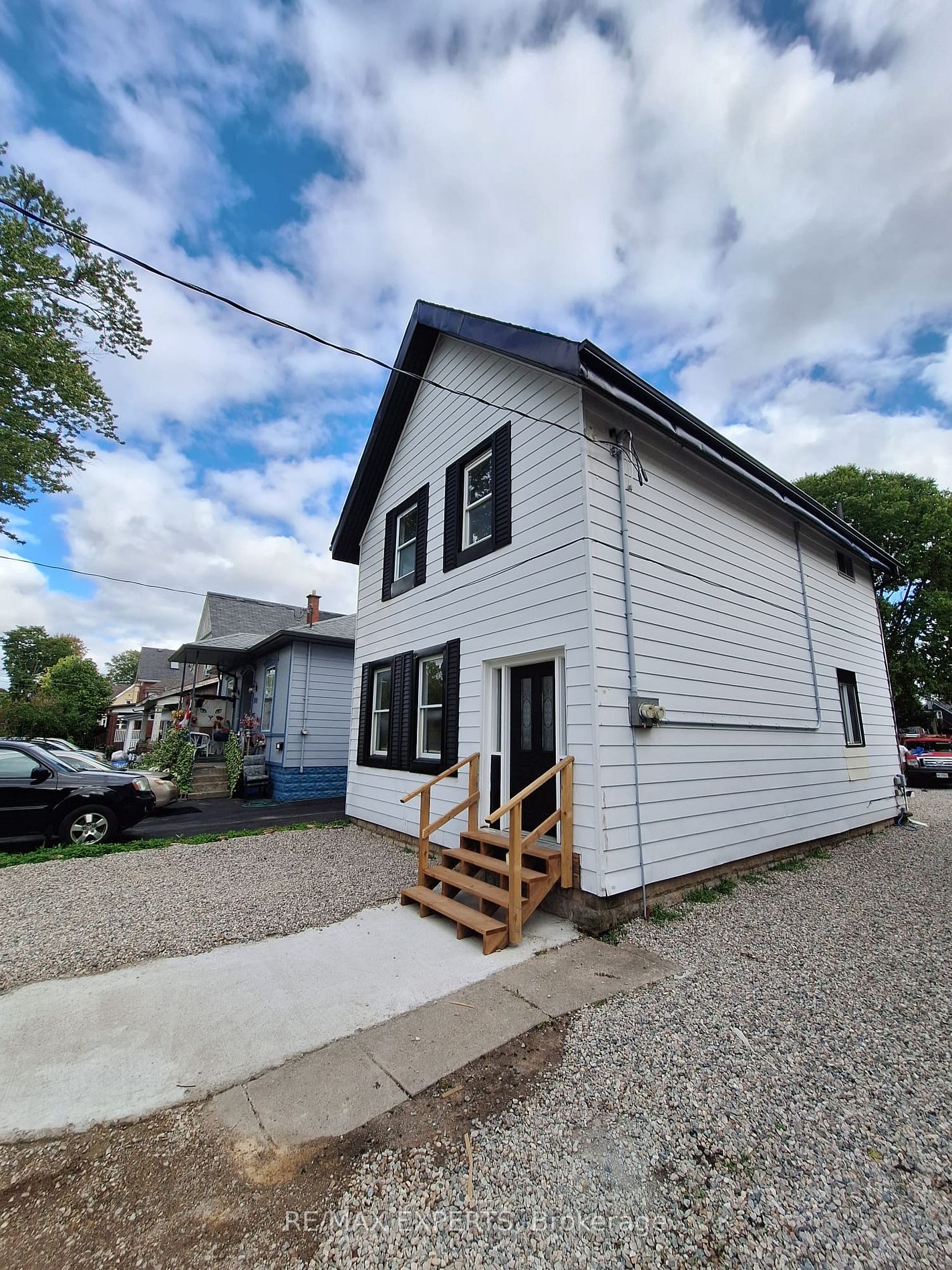Listing X7009150 - Large Photo # 3
