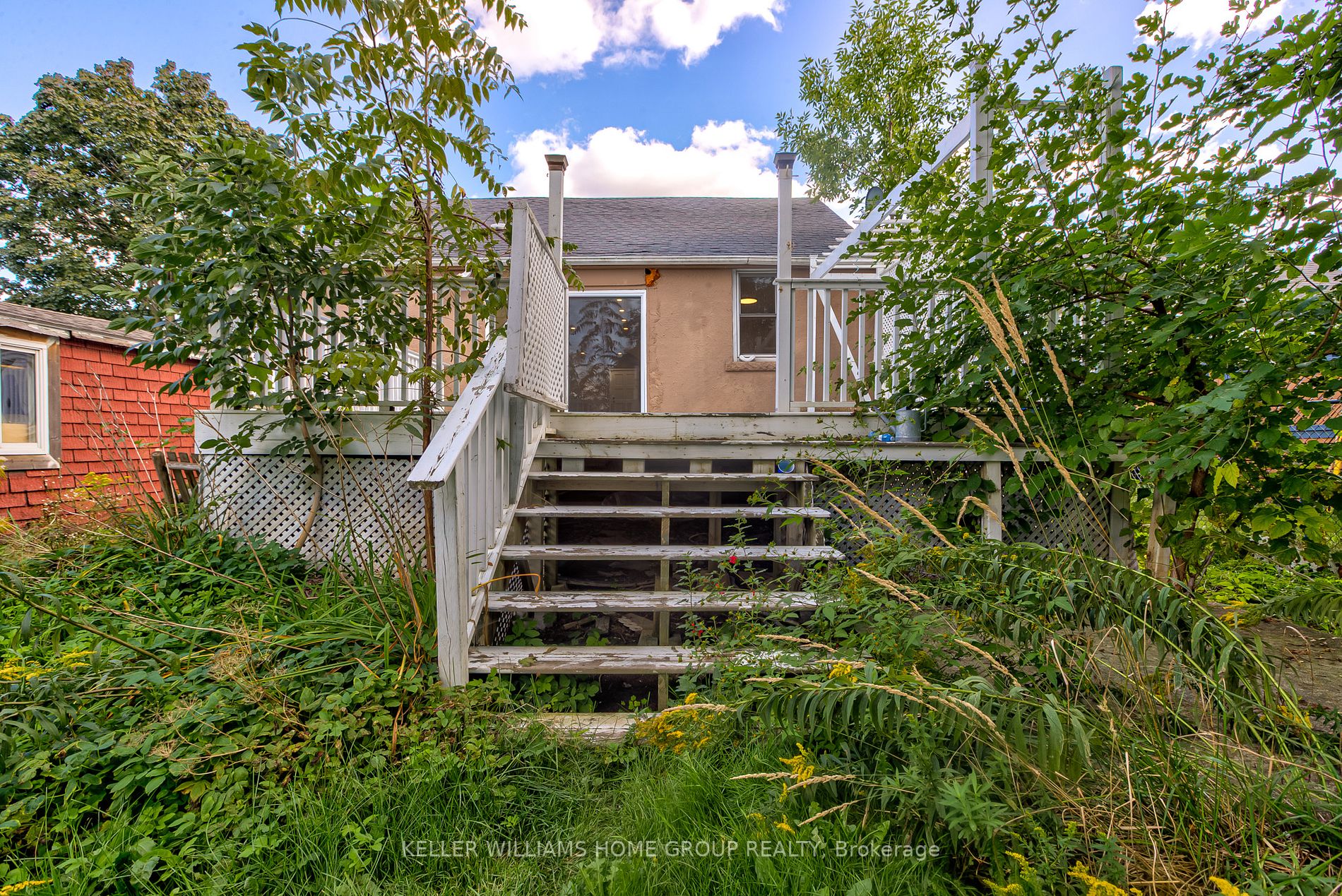 190 East 8th St