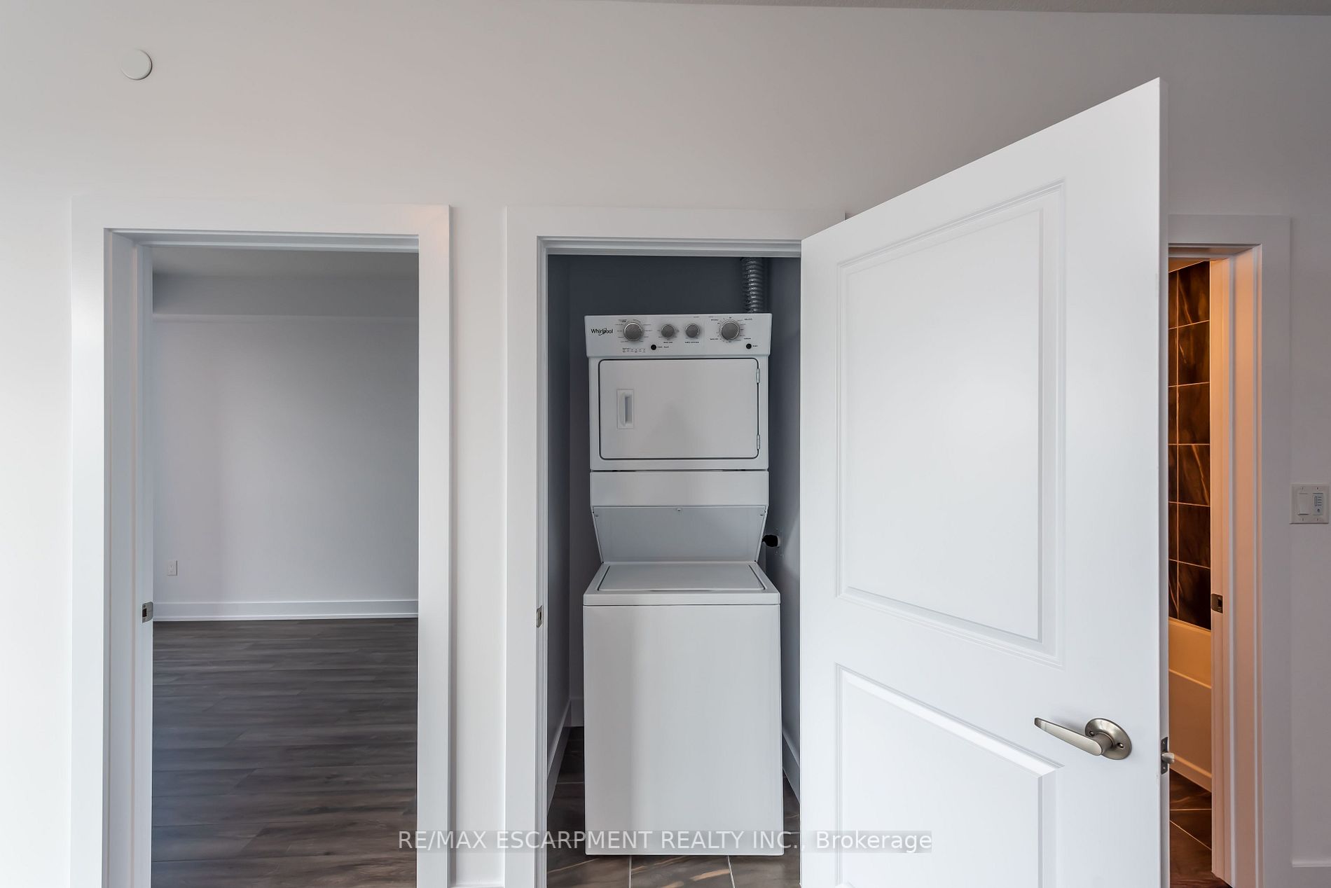 450 Dundas Street E, #704