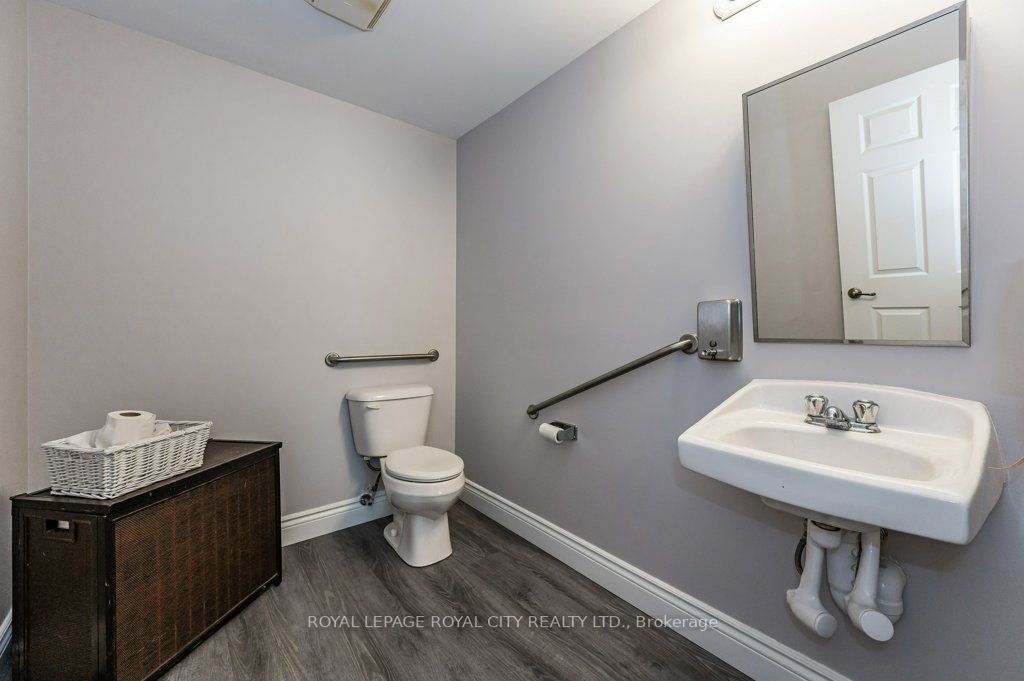 415 Grange Road, #103