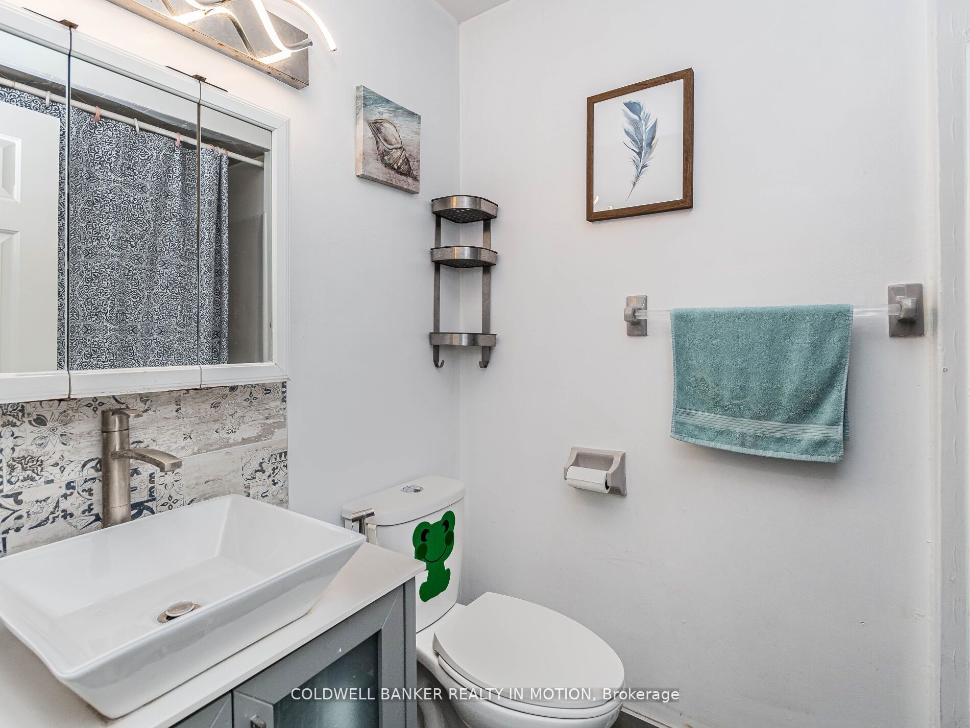 618 Barton Street, #18
