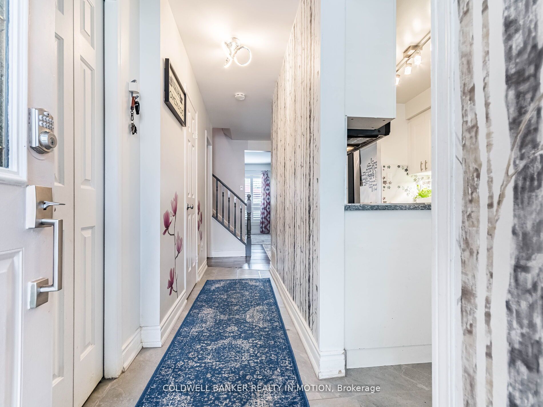 618 Barton Street, #18