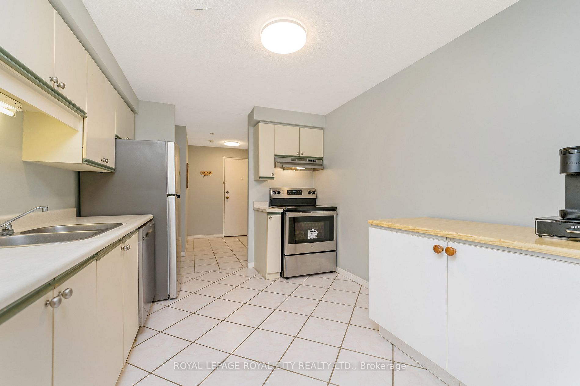 55 Green Valley Dr, #710