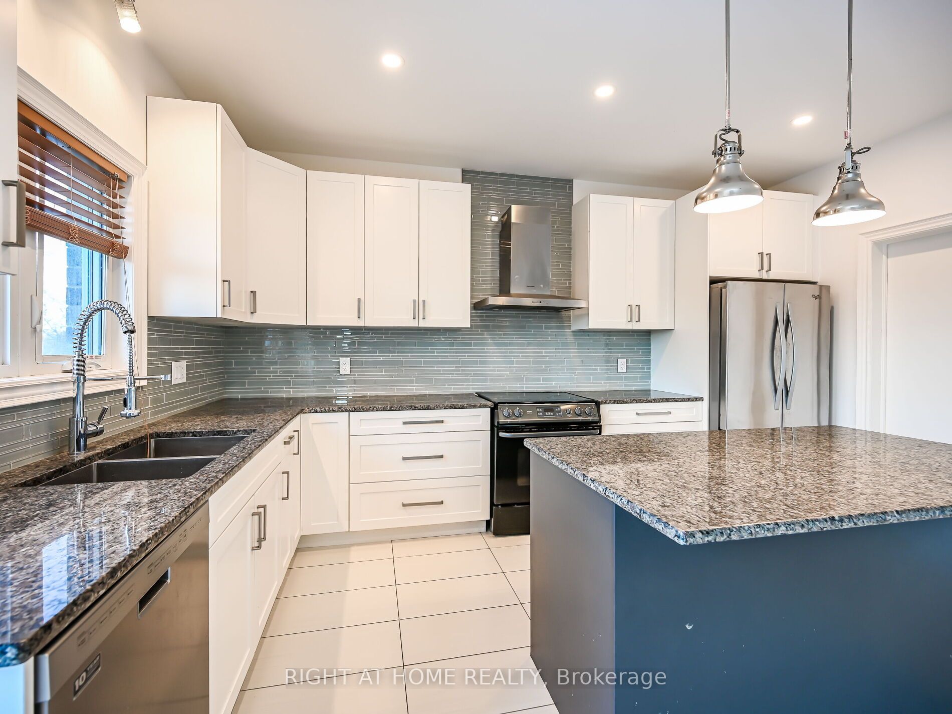 7151 Lionshead Avenue, #22