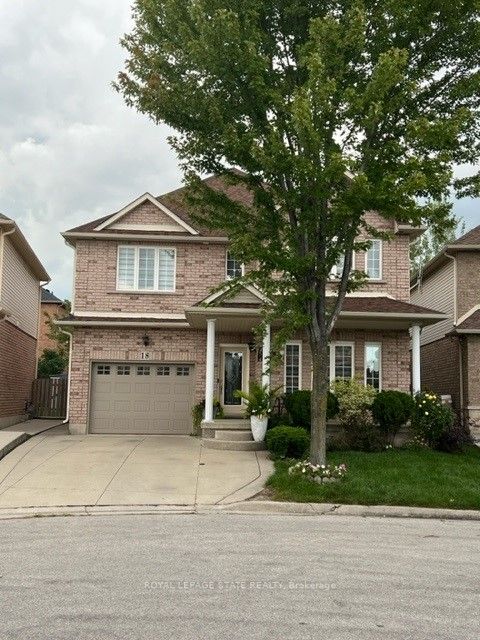 18 Oasis Crt