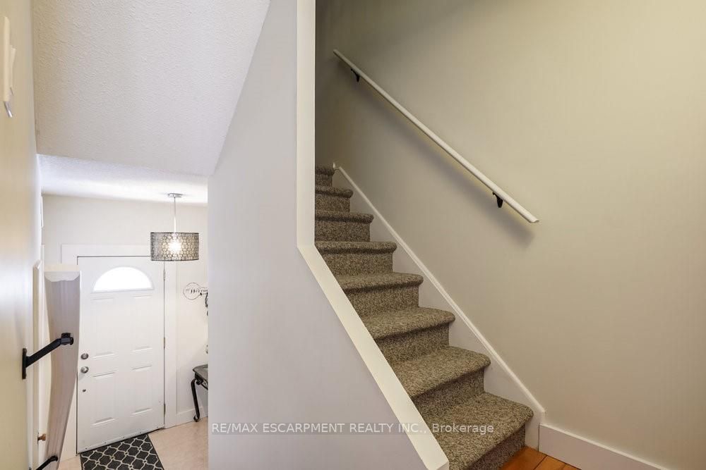 85 Albright Rd, #1