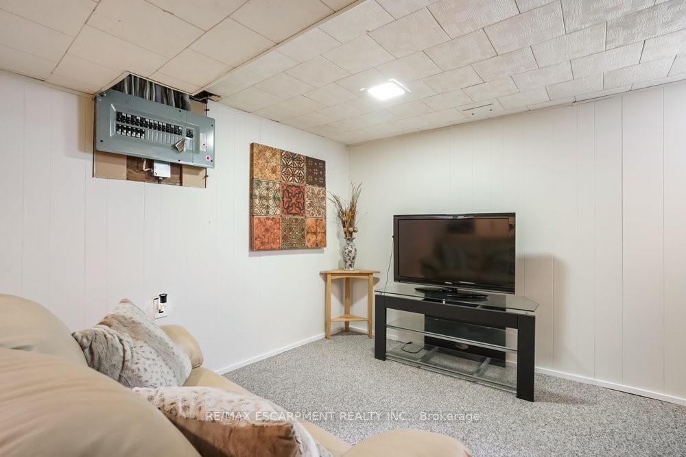 85 Albright Rd, #1