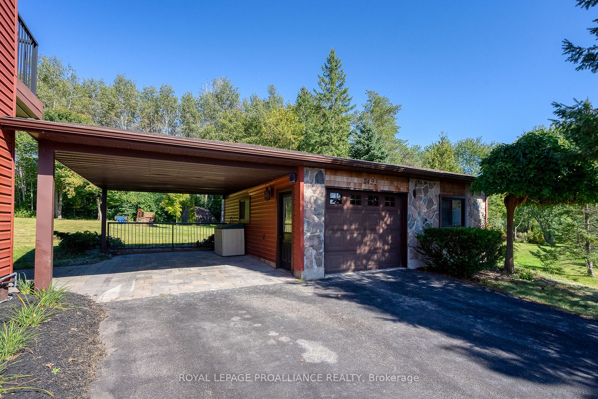 2493 Castle Hill Drive