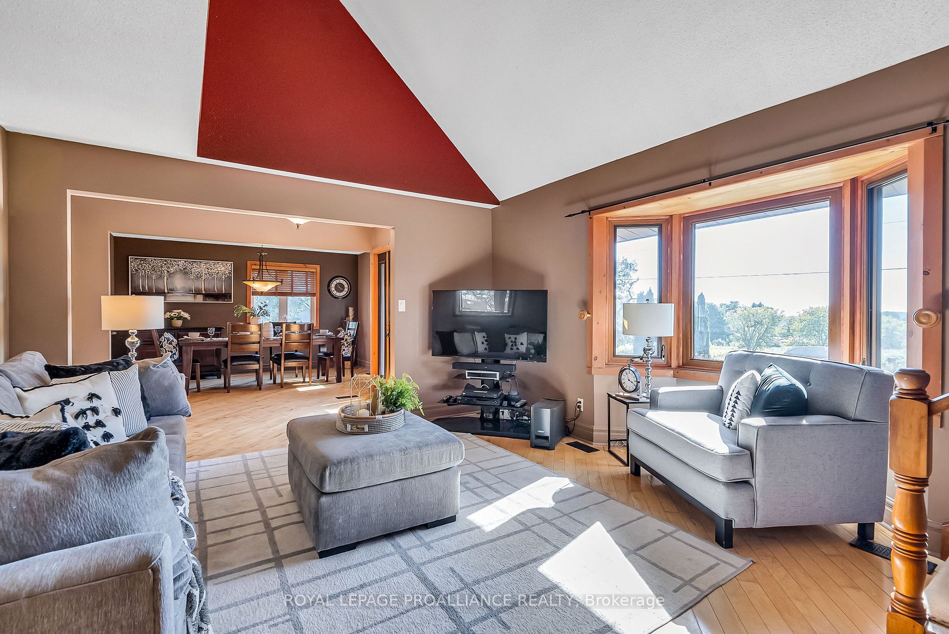 2493 Castle Hill Drive