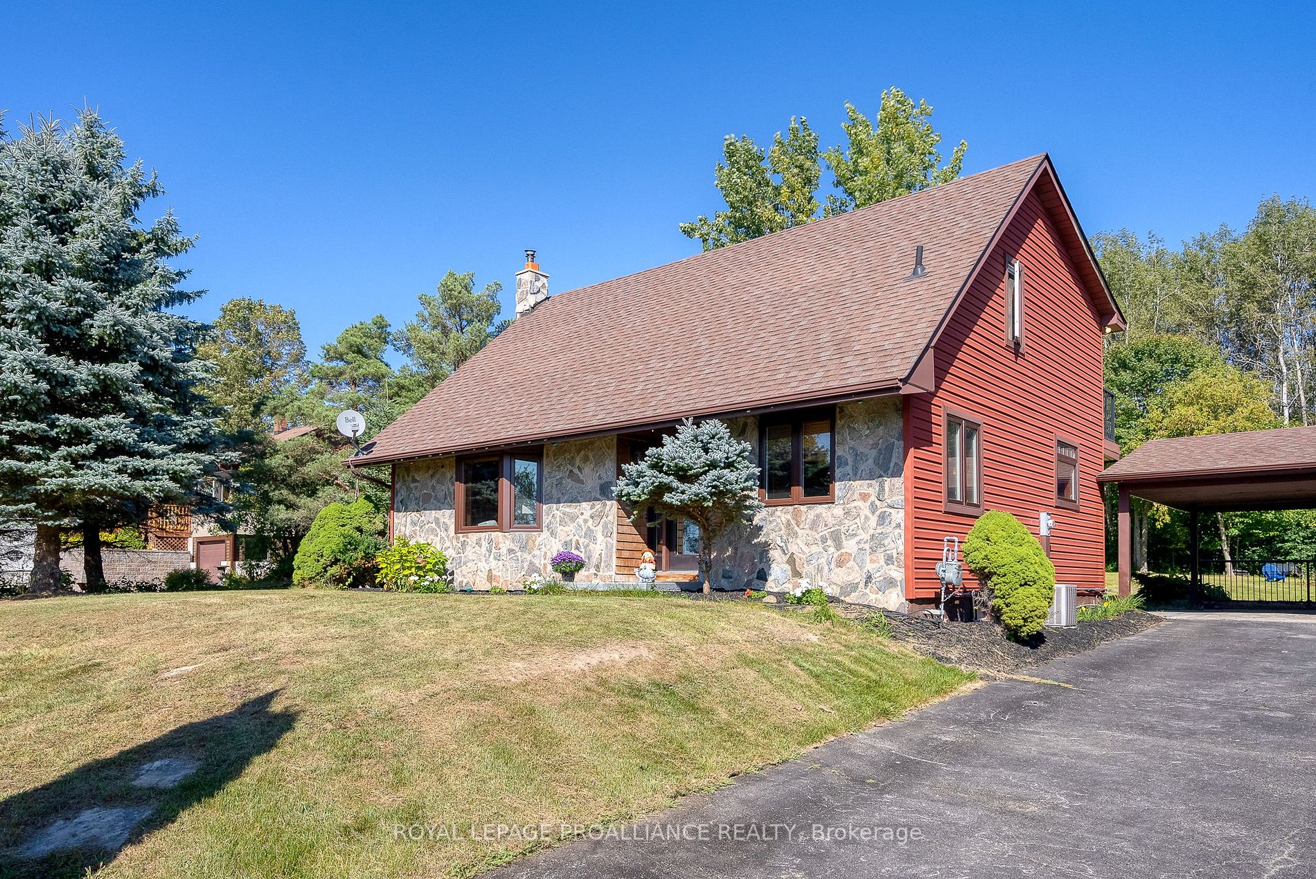 2493 Castle Hill Drive